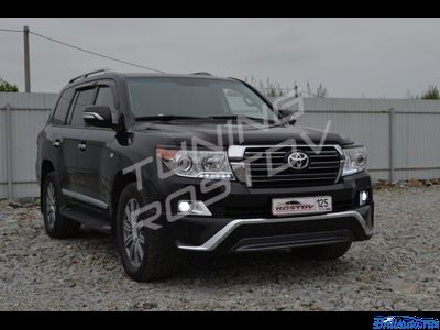 Бампер + губа MIDDLE EAST Toyota Land Cruiser 200 2007-2015 в стиле 2016+