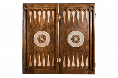 Нарды резные c шашками "Герб Татарстана" от мастера Магомеда Расулова