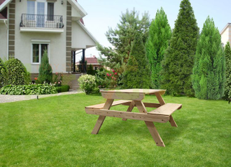 Детский столик для дачи