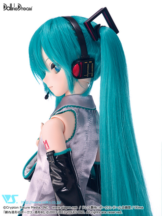 Кукла Мику Хацунэ (Dollfie Dream Hatsune Miku)