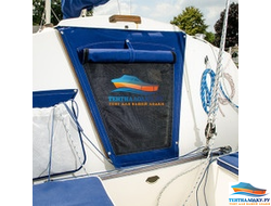 Антимоскитная дверь на вход в каюту