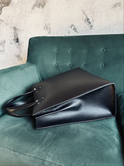 Женская черная форматная сумка из натуральной кожи «сафьяно», Vera Pelle  Арт.021501