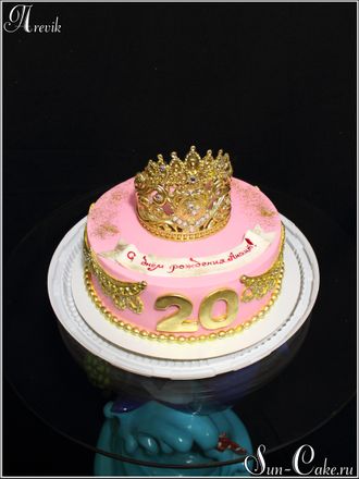 Торт розовый, с короной (3 кг.)