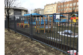 Монтаж сварного ограждения ДОО