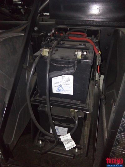 Термозащита для АКБ грузовых автомобилей ТЗГ-10А (КОМПЛЕКТ ИЗ 2-Х ТЕРМОСОВ С ОТДЕЛЬНОЙ КРЫШКОЙ ДЛЯ 2-Х АКБ БЕЗ НАГРЕВАТЕЛЕЙ НТА-3/2 (приобретаются отдельно), АКБ А/h: 190, Габариты, мм: 522x238x215 , автомобиль КАМАЗ с вертикальным расположением АКБ)