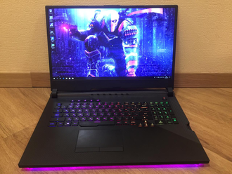 ASUS ROG STRIX SCAR III G731GW-EV063T ( 17.3 FHD IPS 144Hz i7-9750H RTX2070(8Gb) 16Gb 1Tb + 256SSD )