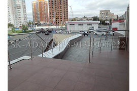 БЦ Новая Высота. ул. Фрунзе 242. Лестничное ограждение. Фото 2