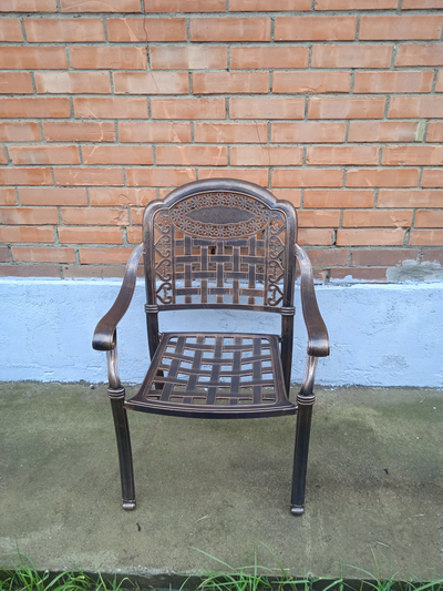 Кресло из литого алюминия Gera