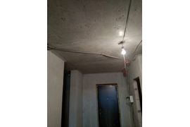 Установка кондиционеров в 2 этапа, закладка трассы