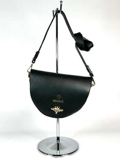 Женская кросс боди сумка с застежкой пчелкой из натуральной кожи Vera Pelle от M&Marie черного цвета