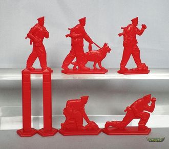 Пограничники. Красный полиэтилен.