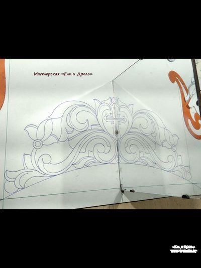 Резное навершие домашнего иконостаса