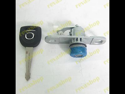 Личинка замка двери багажника Мazdа 3 bк