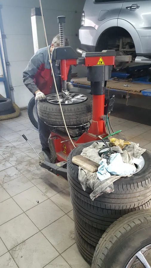 Шиномонтажные работы 