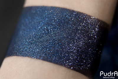 Tammy Tanuka Рассыпчатые тени для век Госпожа Ночь