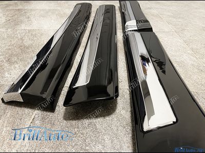 Молдинги Toyota Land Cruiser 200 12-15 широкие черные