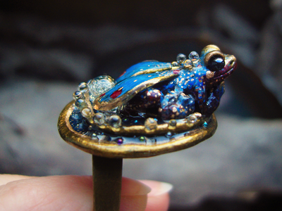 "Ночной Светлячок Кваказура. Вавилонские сказки", волшебное кольцо с лягушкой и опалом