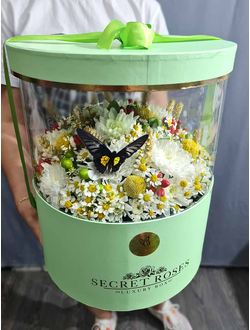 Букет с бабочкой " Летний луг" №101