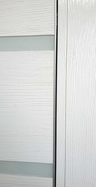 Dver Profil Dors Stp 99 Pine White Glossy Srez Sosny V Glyancevom Brashirovannom Pokrytii Cena Na Sajte Magazina