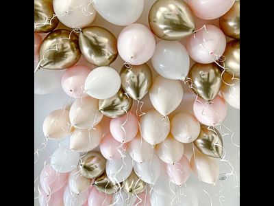 Шары с гелием Макарунс Розовый/ белый/ Золото Хром/ Белый песок