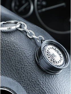 Брелок «Диск D-8» металл, хром/чёрный