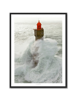 Постер Маяк Жюмент-Буря Петра "Le phare de la Jument-Tempete Petra" Филиппа Плиссона Art Boat/OE 304.01.948N 30х40см в черной раме
