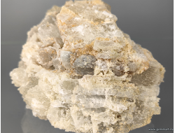 Целестин с включениями пирита. КЧР. Россия. 105*65*60мм