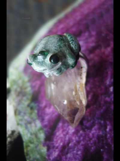 Кольцо-талисман с изумрудом &quot;Исполняющая желания, Древняя Лягушка&quot;