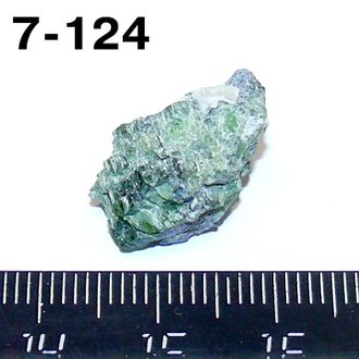 Хромдиопсид натуральный (необработанный) №7-124: 2,1г - 19*12*9мм