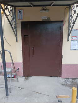дверь    входная в подъезд под любой проём и размер