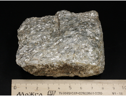 Кварц-слюдяной сланец, необработанный, дикий образец, Россия, Северный Кавказ, КЧР, река Малый Блыб (80*65*35 мм, 284 г) №29801