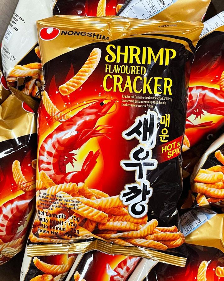 Острые чипсы Hot&Spicy Shrimp Flavoured Cracker Nongshim со вкусом креветки (Корея)