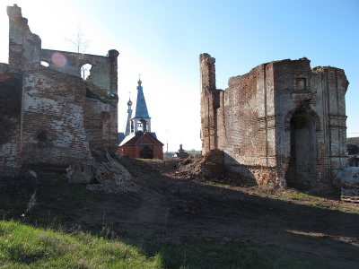 НИЖНИЙ ЛОМОВ