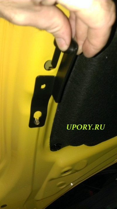 Амортизаторы (упоры) капота для Nissan Juke (2010-)