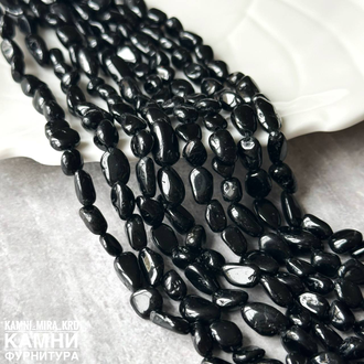 Турмалин шерл галтовка фри-форм 6-11 мм, цена за нить 20 см