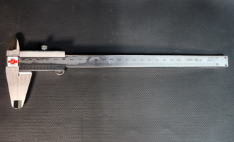 Штангенциркуль нониусный Mitutoyo 530-108 (Япония) 200 мм 0.05