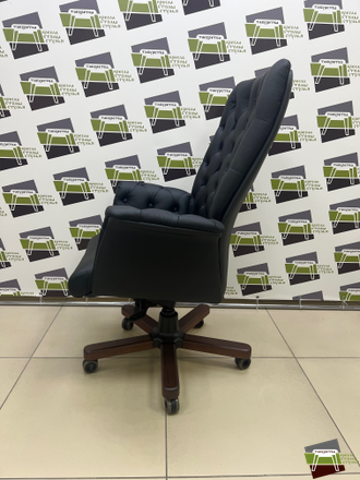 Кресло руководителя MESSINA A  высокая спинка кожа черная+к/з/дерево темный орех