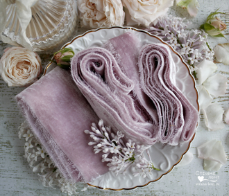 Бархатная лента Mauve Rose Velvet 3,5 см от производителя "Страна лент"