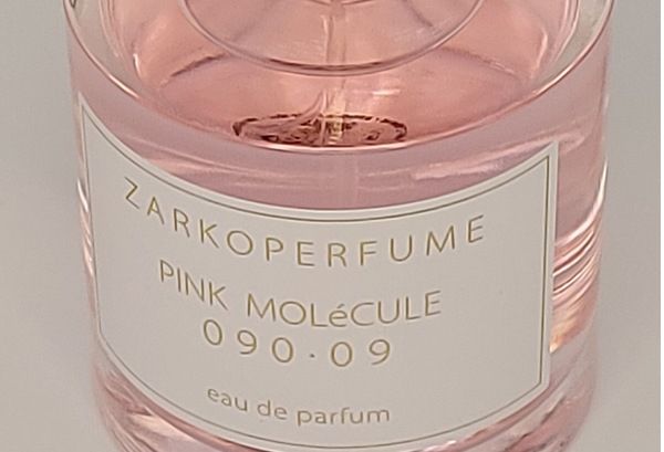 Обзор PINK MOLéCULE 090.09 ZARKOPERFUME 