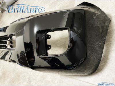 Передний бампер Toyota Land Cruiser 200 12-15 черный (202)