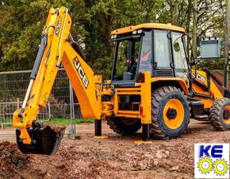 Стекло заднее центральное закаленное JCB JS 3CX, 4CX