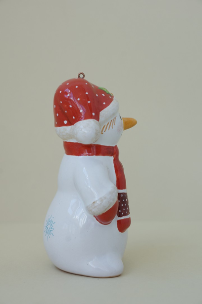 Снеговик с рождественской звездой