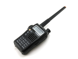Рация Kenwood TH-K4AT Dual Band VHF+UHF (136-174MHz/400-470MHz), 8W, 3000mAh Li-ion, с гарнитурой