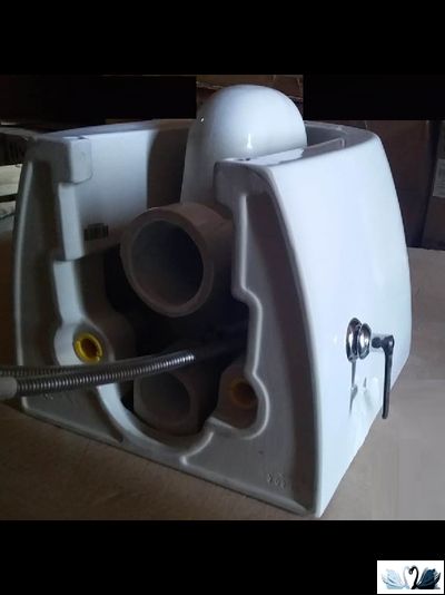 Чаша унитаза Creavit Free FE322-34CB00E-0002, с биде, со смесителем, подвесная безободковая. Круглая форма, скрытый крепеж