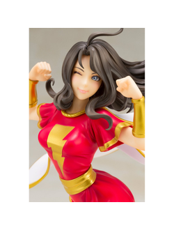 Фигурка 1/7 Мэри Марвел (Mary Marvel)