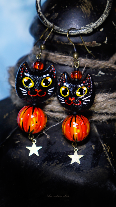 "Советники звёзд", серьги-талисманы с желтоглазыми котиками
