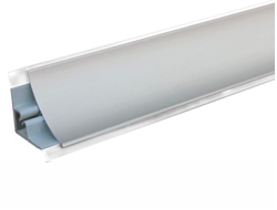 ПЛАТО-2  СЕРЕБРО  Плинтус алюминиевый гладкий треугольный вогнутый L-3.05м