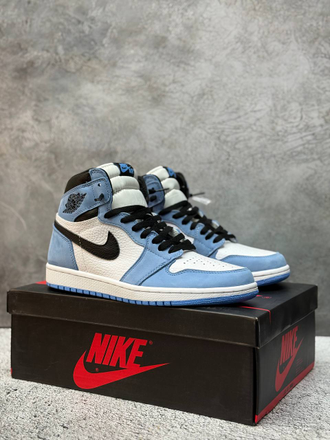 Nike Air Jordan 1 Retro High OG University Blue