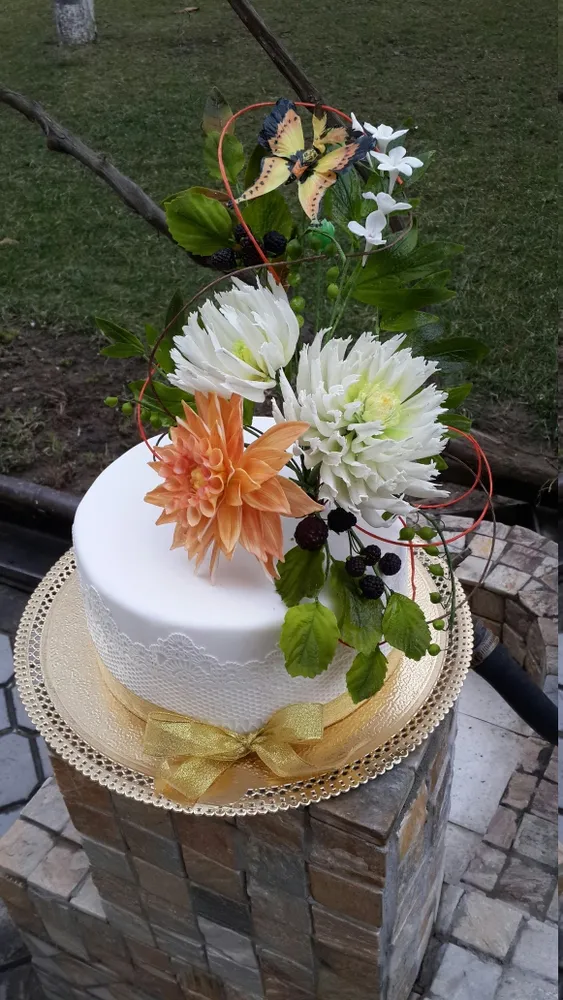 Фото от Рано. Работы ее учеников. Использован молд Малина-ежевика.