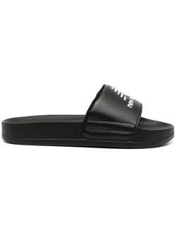 Шлепанцы New Balance